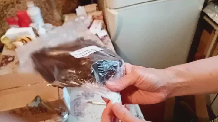 Распаковка посылки от Степана из Воронежа.