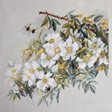 Набор для вышивания Белый шиповник 35 x 35 см МАРЬЯ ИСКУСНИЦА 06.002.73